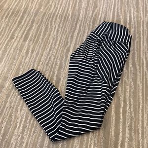 Athleta Contender Tight